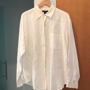 Banana Republic white linen button down shirt.